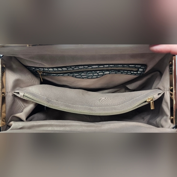 Alyssa Vegan Leather Silver Green Croc Embossed Doctors Satchel Crossbody NWT - Picture 10 of 15